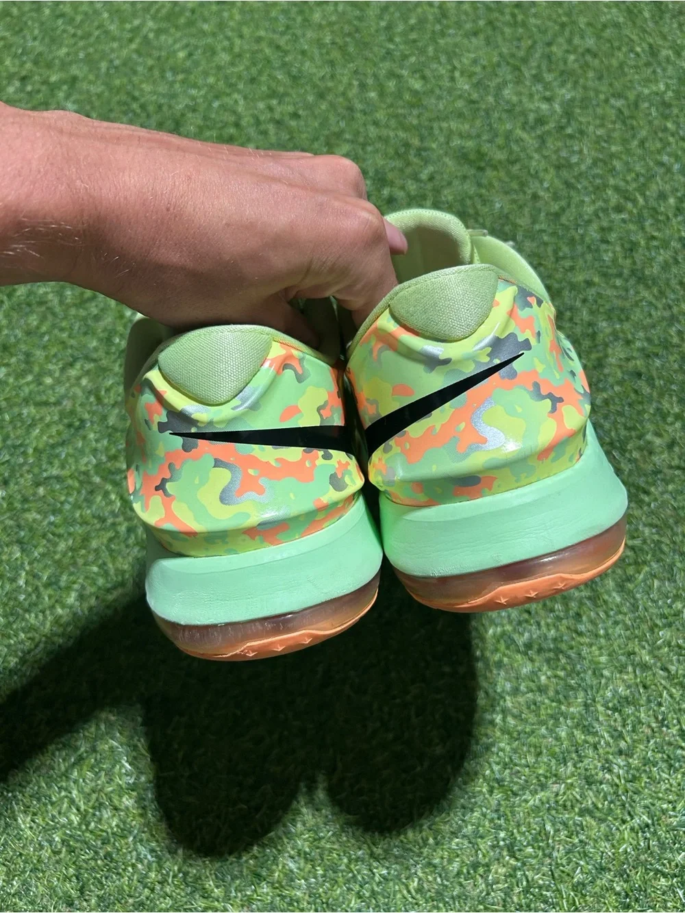 Men’s Nike KD 7 Easter Basketball Sneakers